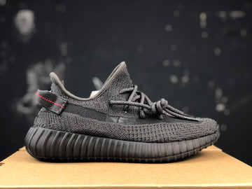 YEEZY BOOST 350 V2