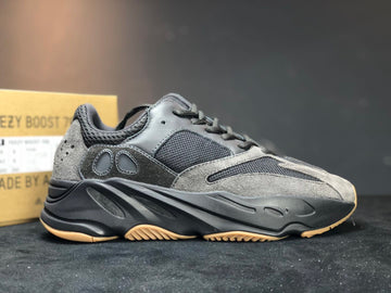 Adidas Yeezy Boost 700