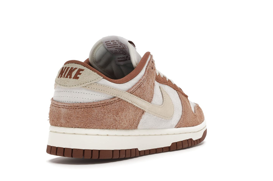 Nike Dunk Low
Medium Curry (2021/2024)