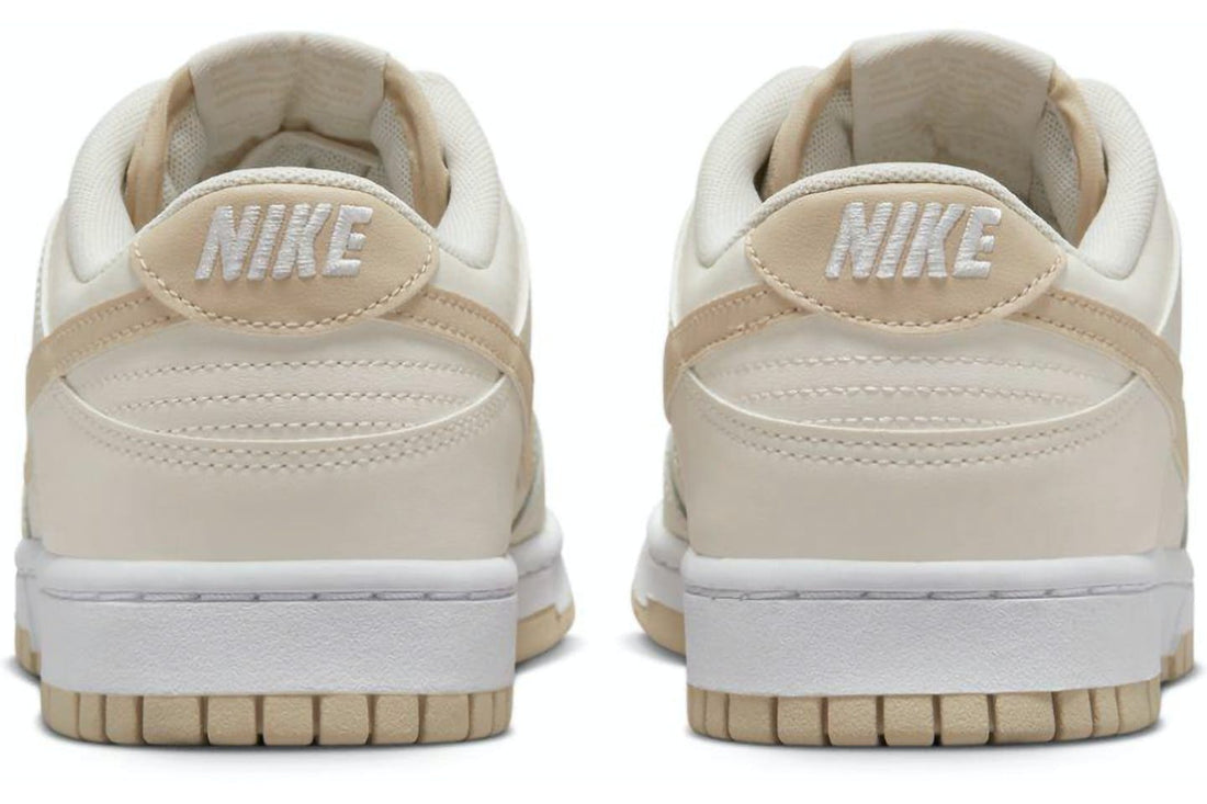 Nike Dunk Low
Phantom Sanddrift