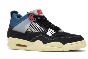 Jordan 4 Retro
Union Off Noir