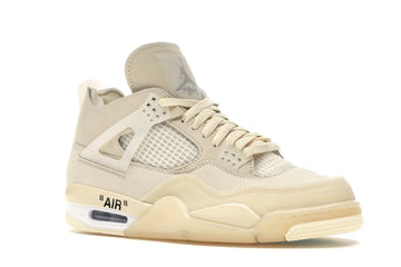 Jordan 4 Retro
Off-White Sail