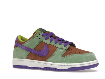 Nike Dunk Low
Veneer