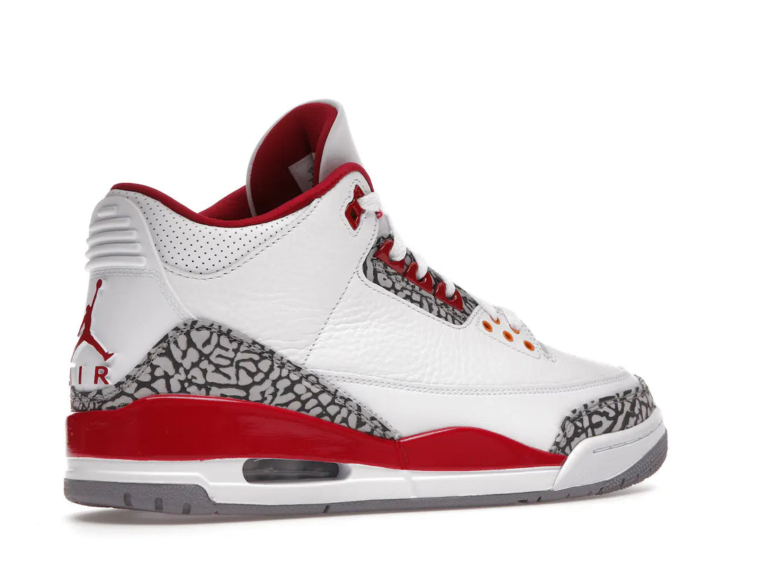 Jordan 3 Retro
M