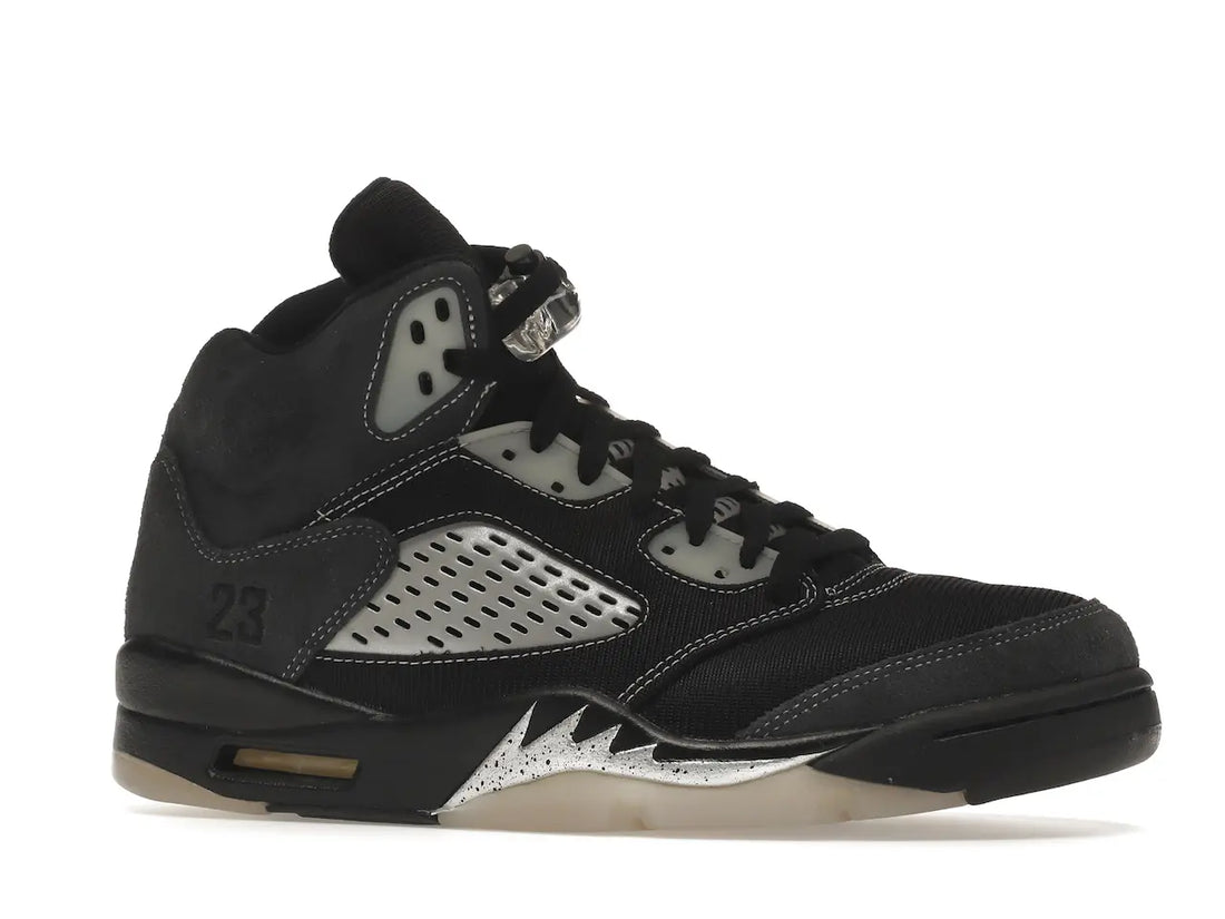 Jordan 5 Retro
Anthracite
