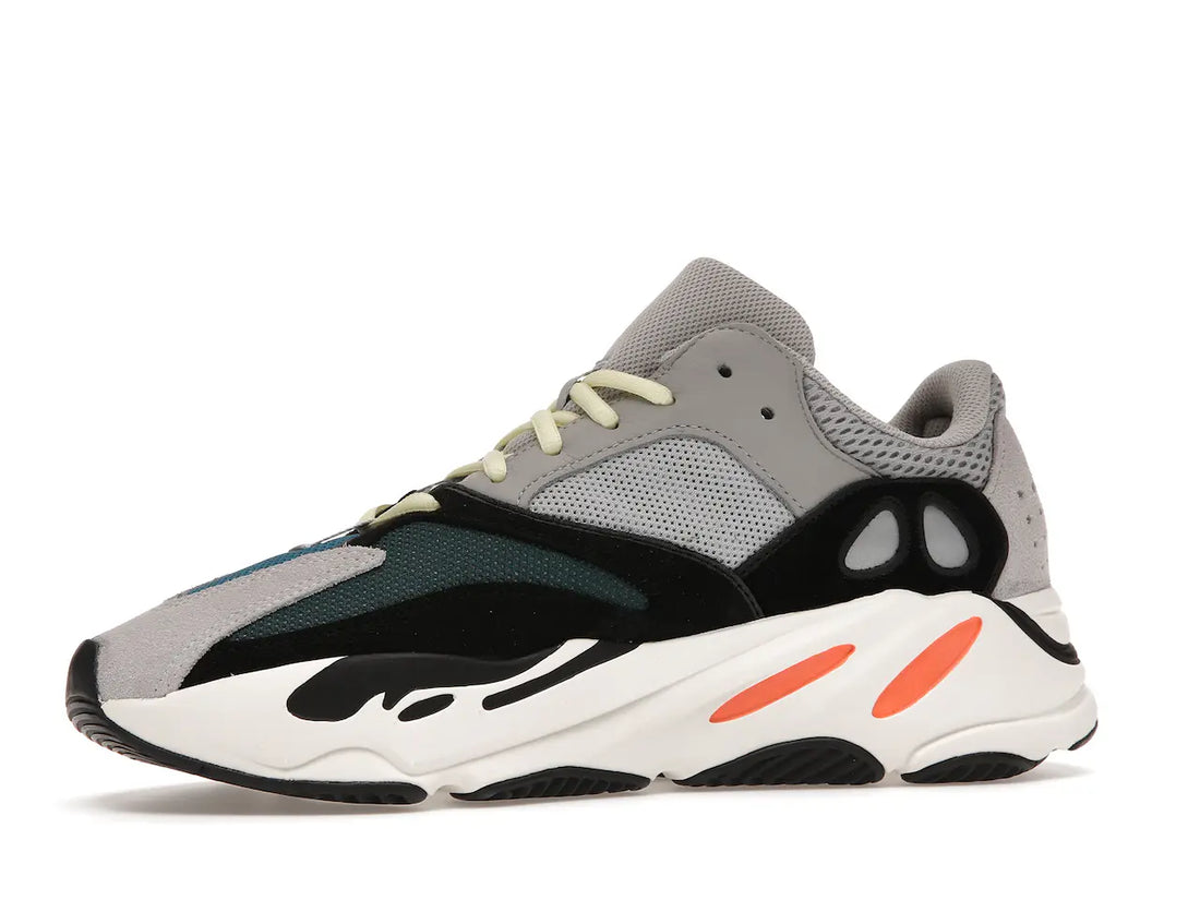 adidas Yeezy Boost 700
Wave Runner