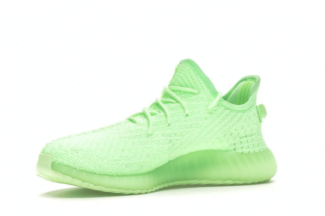 adidas Yeezy Boost 350 V2
Glow