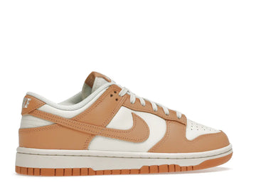 Nike Dunk Low
Harvest Moon