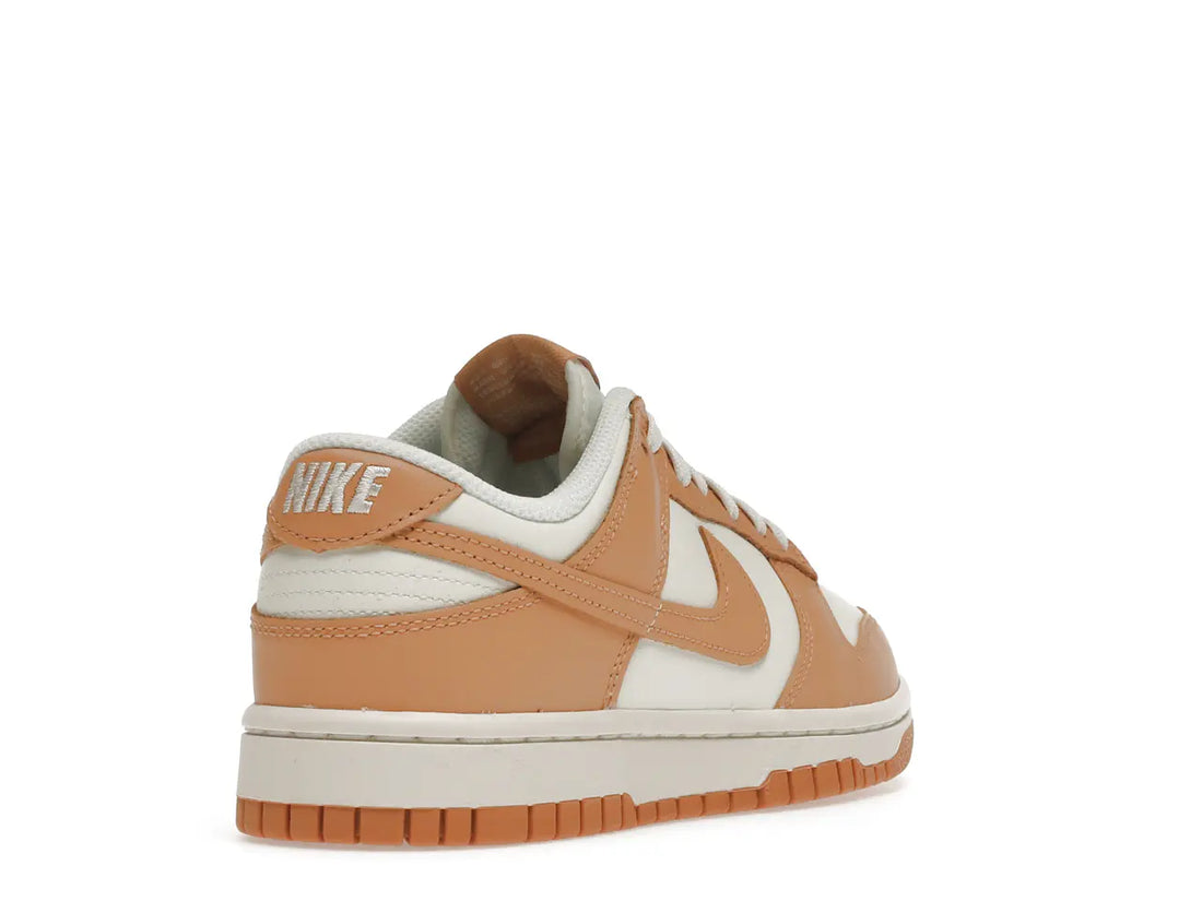 Nike Dunk Low
Harvest Moon